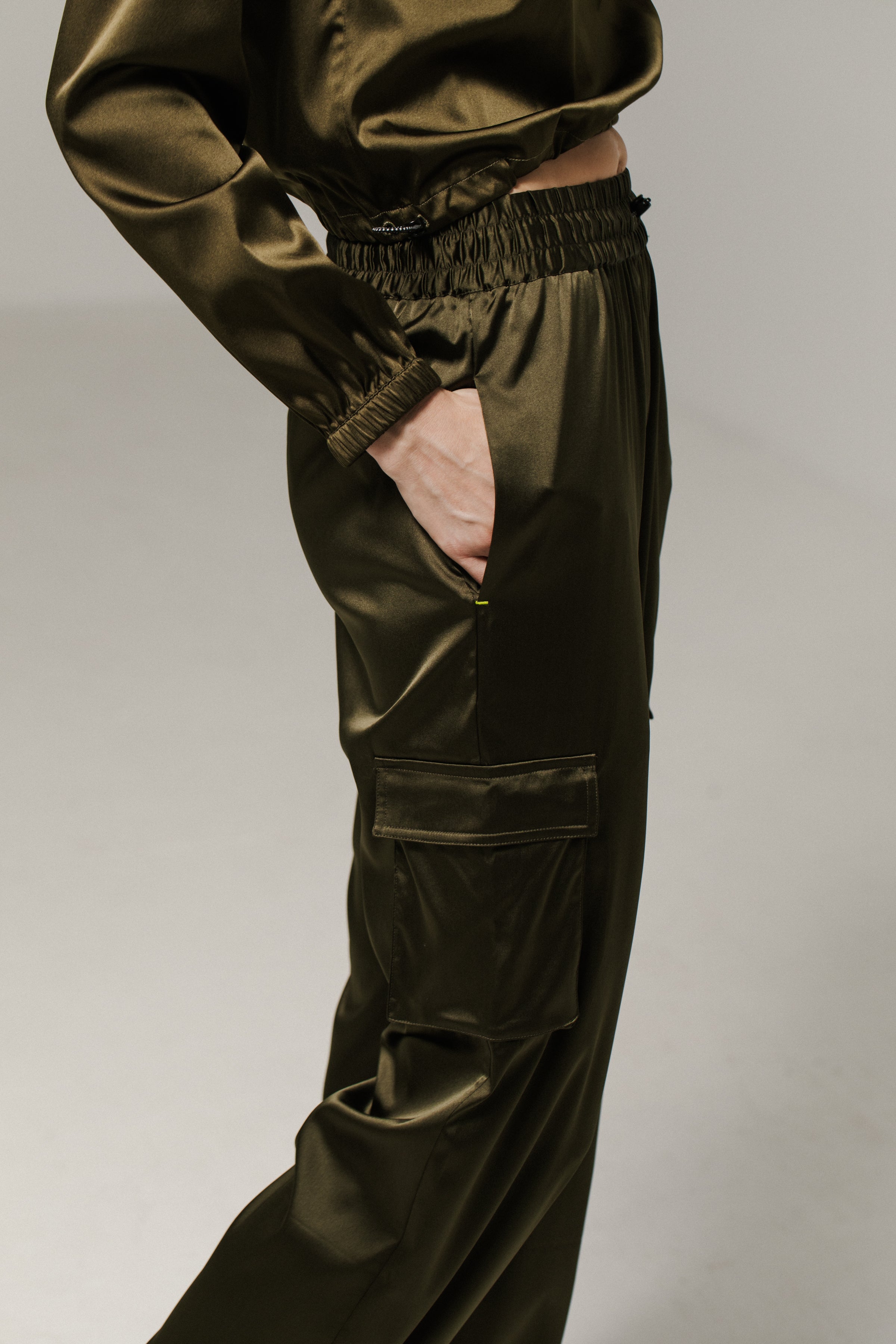 Everywear Pant#Color_Dark Moss