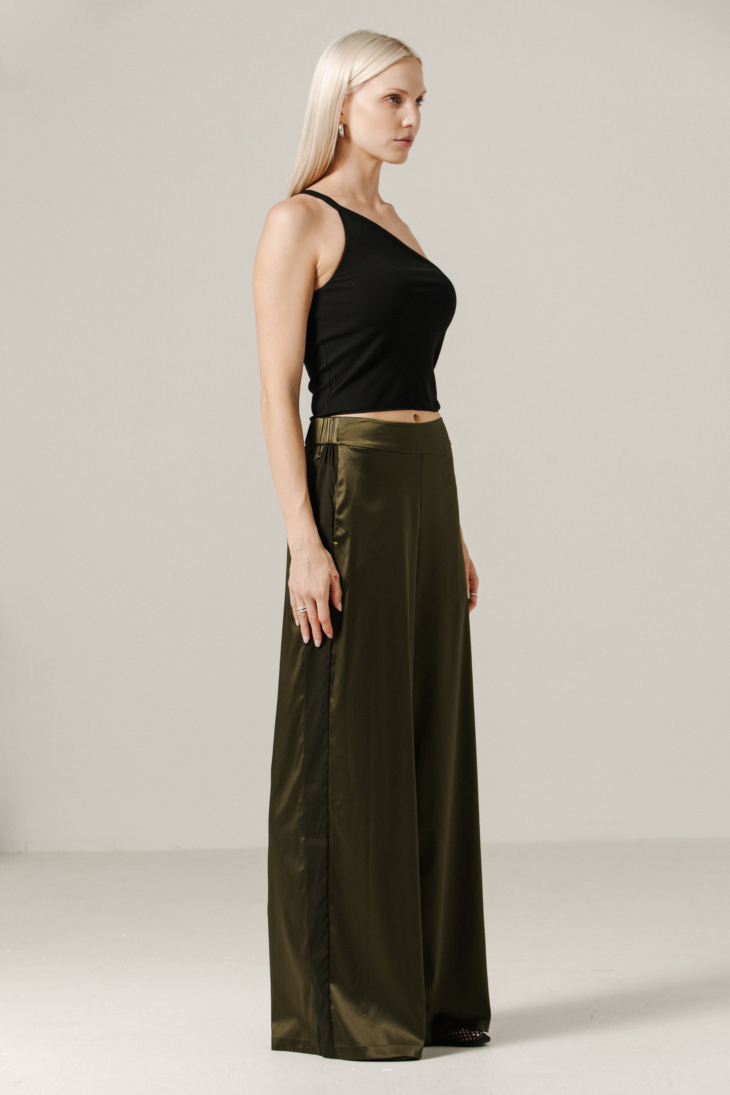 Tuxedo Pant#Color_Dark Moss / Black