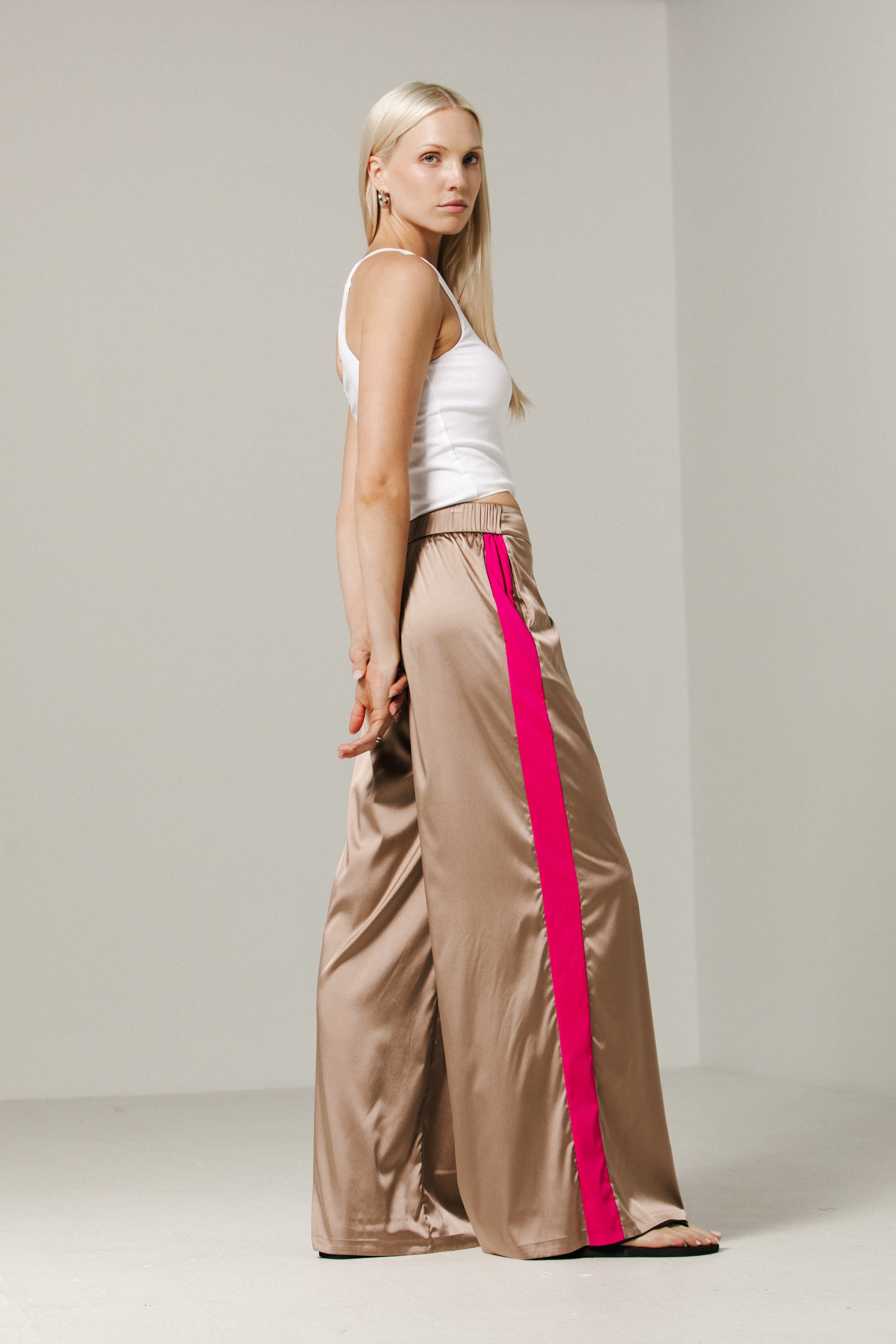 Tuxedo Pant#Color_Sand / Magenta Stripe