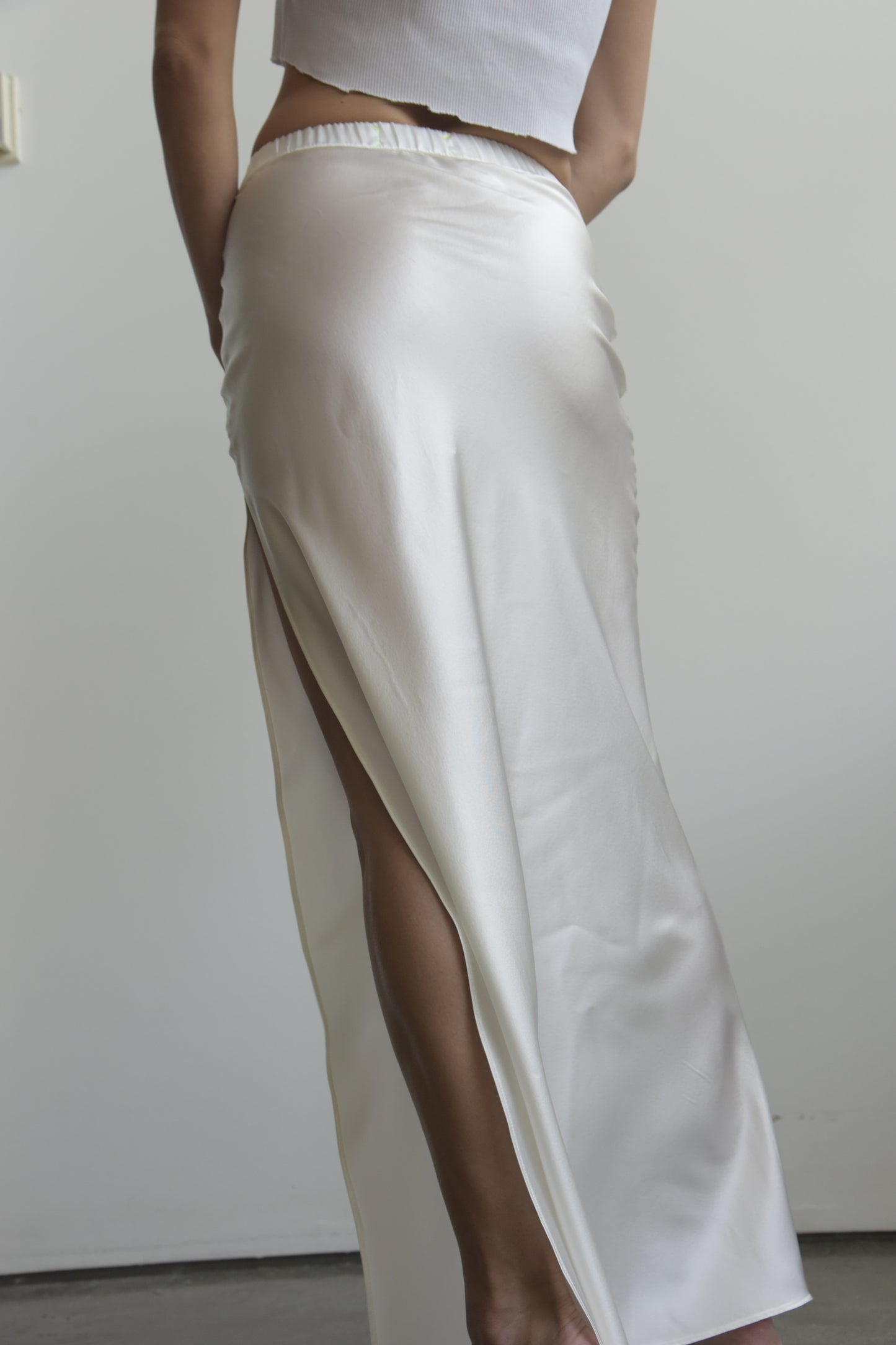 Slit Skirt | White